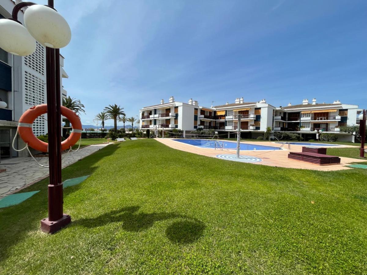 Precioso Apartamento Con Piscina Urbanizacion Playazul Камбрильс Экстерьер фото